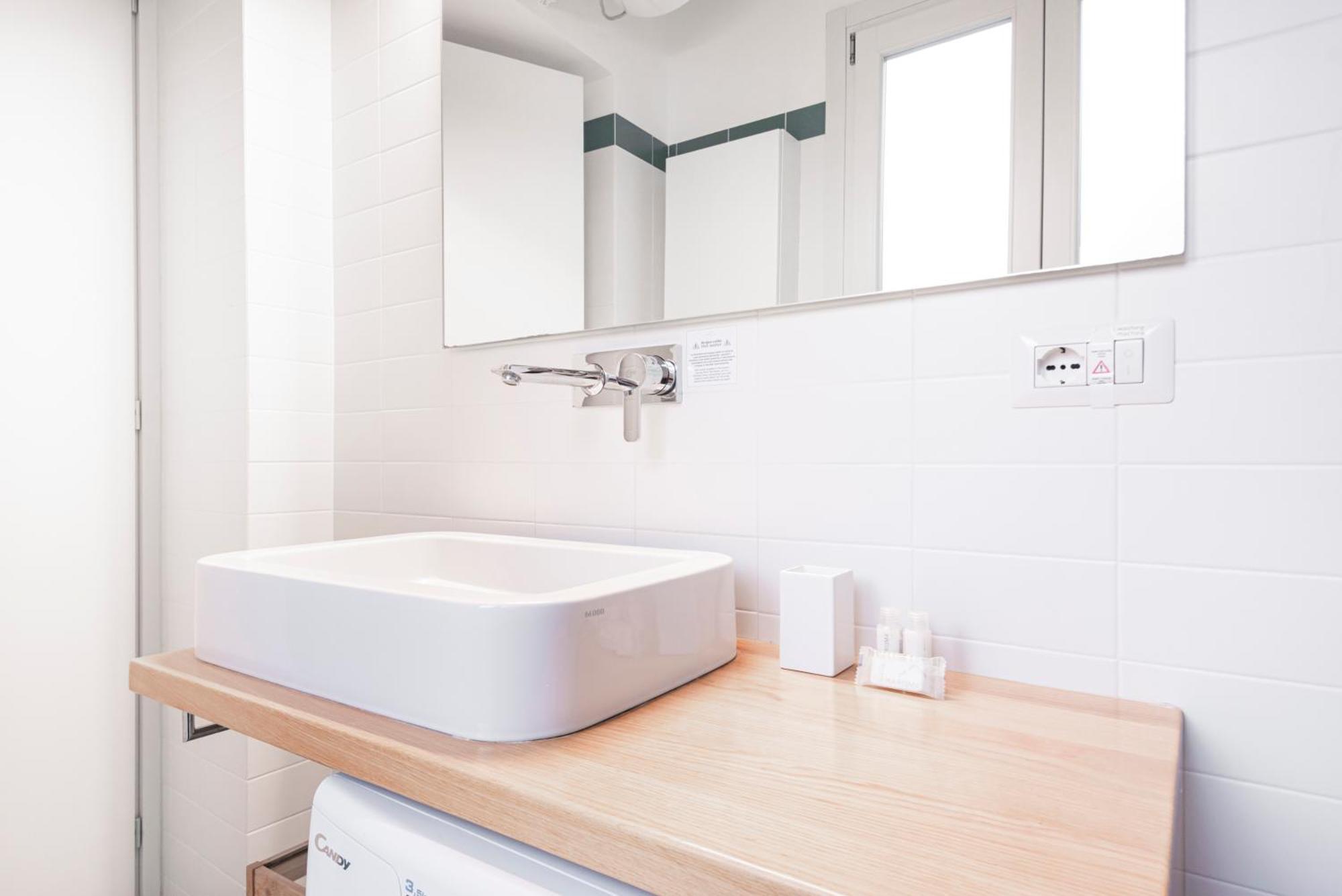 Amazing Flat Near Duomo & Colonne Di San Lorenzo By Easylife ميلان المظهر الخارجي الصورة